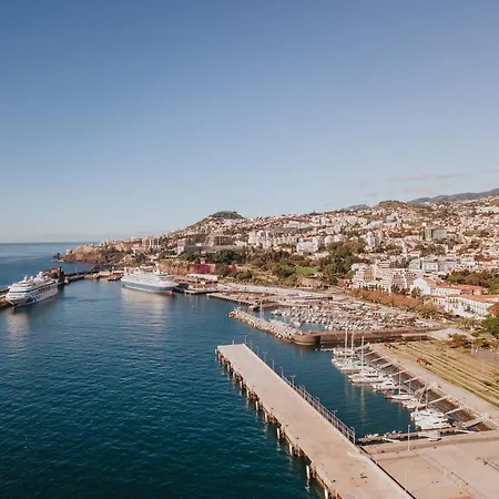 Διαμέρισμα Feliz By Amazing Madeira Φουνκάλ